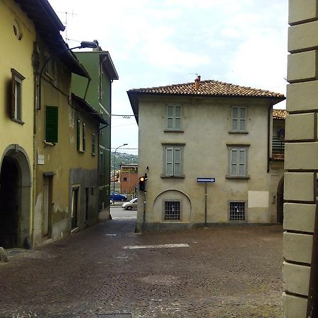 La Piazza B&B Vercurago Bagian luar foto